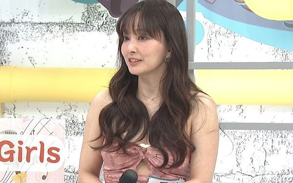 麻衣為珍藏的餅乾被偷吃和團員起衝突 愛紗嚇喊：第一次看到她生氣