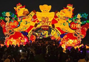 西安啟動2026長安燈會 史詩般燈光盛宴將持續至春末