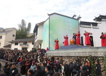 CCTV+: 共赴十年之約，在衢州打開中國的春天！