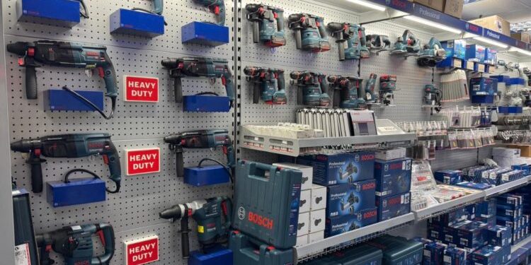 桃園平鎮五金行推薦 40年老品牌建築工具店進攻電商通路