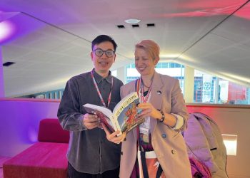 《書店裡的影像詩》驚艷鹿特丹 導演侯季然載譽返台開啟新篇章