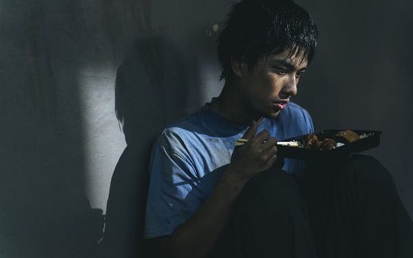 《失樂園》曾敬驊為還債搬水泥金紙 范少勳詮釋社工捲育幼院霸凌案