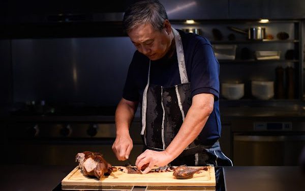 李崗製作魂從片場搬進廚房 最愛料理想像力:一口肉進入武俠宇宙!