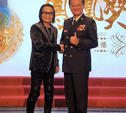 載部長兜風開唱〈五月十一彼下埔〉 沈文程宣告高齡換照 5/1正式上路