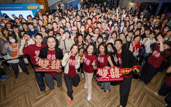 劉冠廷《雙囍》馬不停蹄謝票 余香凝受封「國民新娘」 Threads 海巡謝粉圈粉無數