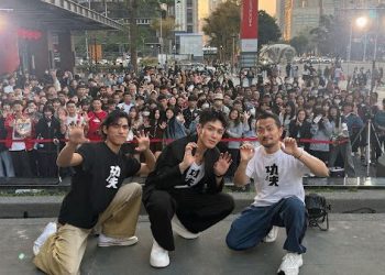 《功夫》率隊台中見面會爆場！王淨吐槽親媽「笑全場」