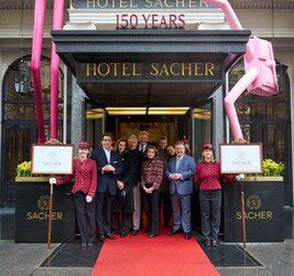 Hotel Sacher Vienna 慶祝 150 週年誌慶，並呈獻 Erwin Wurm 的雕塑傑作