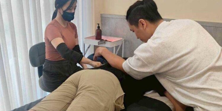 台南運動按摩推薦 從健身愛好者轉職 用雙手累積信任故事