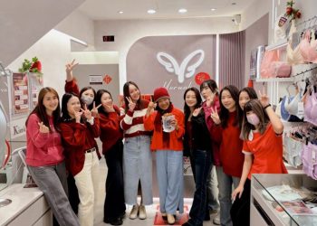 玉如阿姨內衣開出「台中購物節」百萬大獎！領美女軍團　力拼過年業績