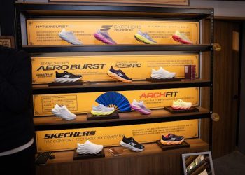 跑鞋科技 × 草本修復 SKECHERS攜手王大夫一條根打造《舒適根本術》快閃店中店