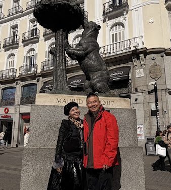 錦雯飛西班牙散心充電　揭「搭飛機上班」領隊真實面