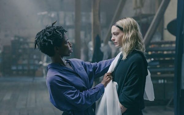 安海瑟薇仙氣降臨《魅影巨星》紐約首映 2挑戰直呼「很無助」