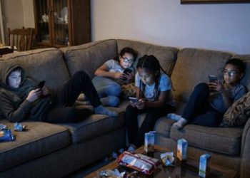 短影音世代孩子不會說話「語你前行」口語表達訓練 讓親子教育從聆聽與溝通課程開始