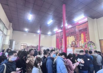 南投龍華宮觀音開庫 這招「借財借運」讓霉運轉紅運