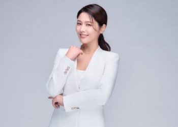 最美八點檔女王白家綺雙喜臨門 大婚前夕宣布晉升品牌監製「飲后超纖飲」誕生