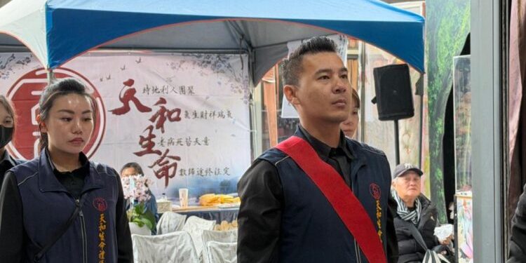 如何挑選高雄葬儀社 十年經驗左營禮儀師專業引導 圓滿送別摯愛