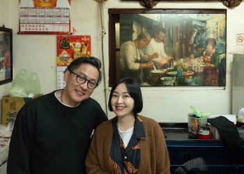 《花甲》詹姆士爆料泰國曾「牽手」蔡燦得！導演看傻：進展這麼快？