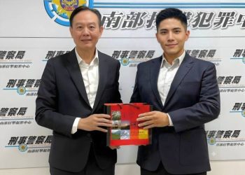 在信任中成長！盧俊誠翻轉「傳統批發」模式解開庫存枷鎖 聯手警政築起防詐防線