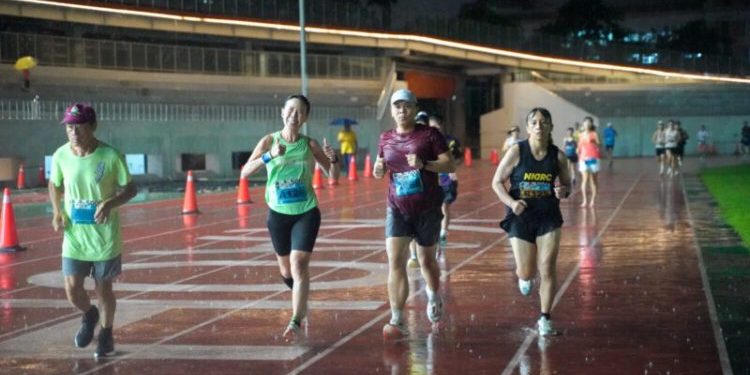 走跑高雄3.0抽獎之夜熱血落幕！運發局抽出Garmin高階運動跑錶與iphone手機得主