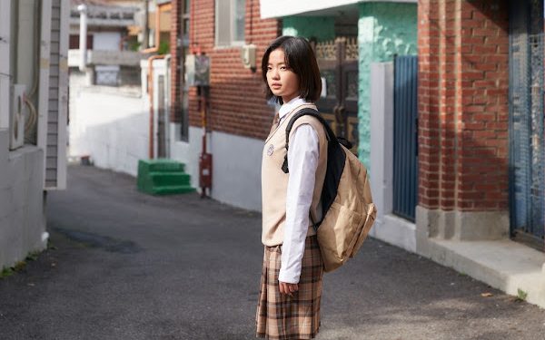 姜其永助陣《復活男》獻笑彈 金是兒竟把大26歲具教煥當弟弟演