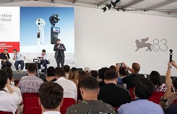 光影新浪潮：大疆 Osmo Pocket 4P 亮相威尼斯國際電影節，與專業電影人共同探索專業影像新範式